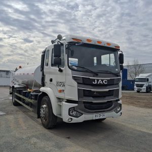 Camion Aljibe Jac año 2026 4×2 Runner HFC cap. 10.000 L # Ref. CP24